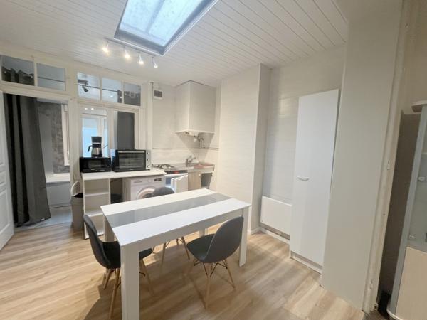 LILLE - APPARTEMENT - T2 MEUBLE