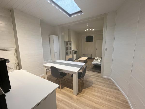 LILLE - APPARTEMENT - T2 MEUBLE