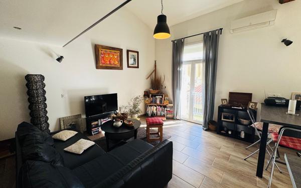 Immeuble à vendre    5 pièces • 150 m2 Balaruc-les-Bains