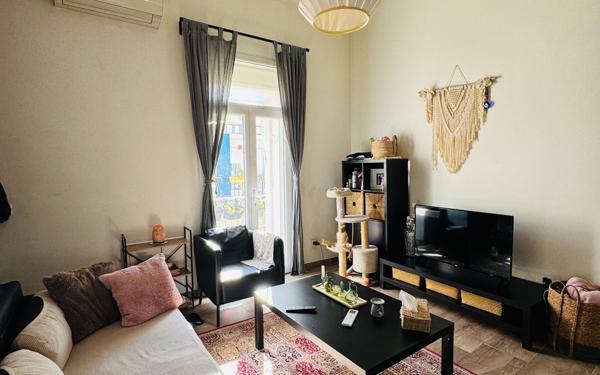 Immeuble à vendre    5 pièces • 150 m2 Balaruc-les-Bains