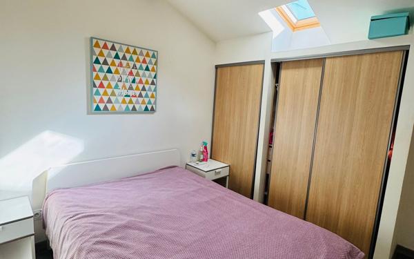 Immeuble à vendre    5 pièces • 150 m2 Balaruc-les-Bains