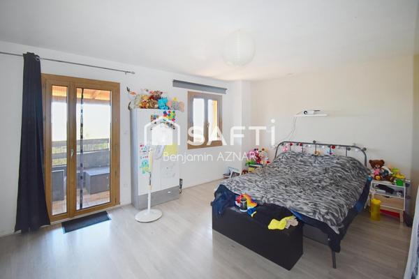 Maison de village T4 avec jardin et chambre au RDC