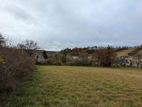 Grand terrain à batir avec vue magnifique Lot 1