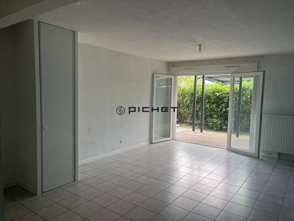 Appartement 3 pièces 63 m² LE BOUSCAT - 33110
