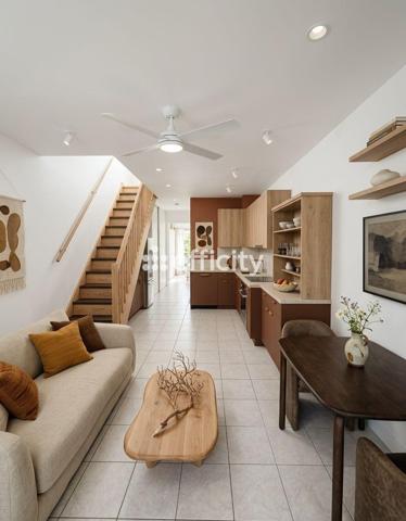 Appartement
         4 pièces
        - 73 m² 309 000 € *
