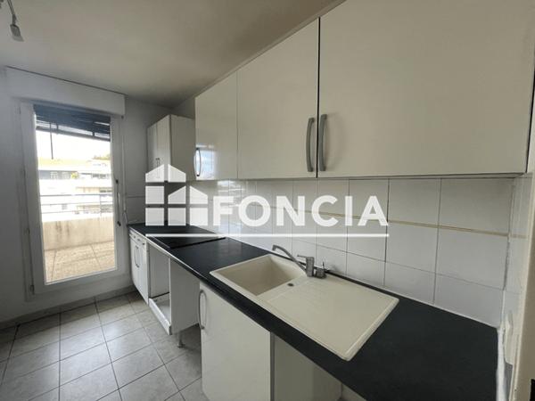 Location Appartement 2 pièces 46 m² - 116 AVENUE DES CAILLOLS Marseille 13012