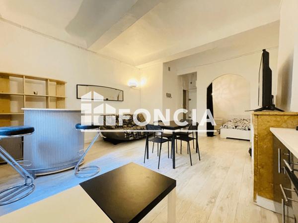 Location Studio meublé 34.22 m² - 397 RUE JEAN JAURES Toulon 83000
