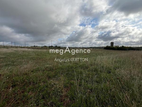 Immeuble à Loué, 72540 - 280m²