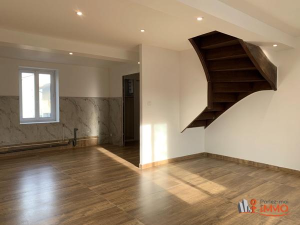 Exclusif - T4 idéalement placé - 64 m2 - 3 chambres - 270 000 €