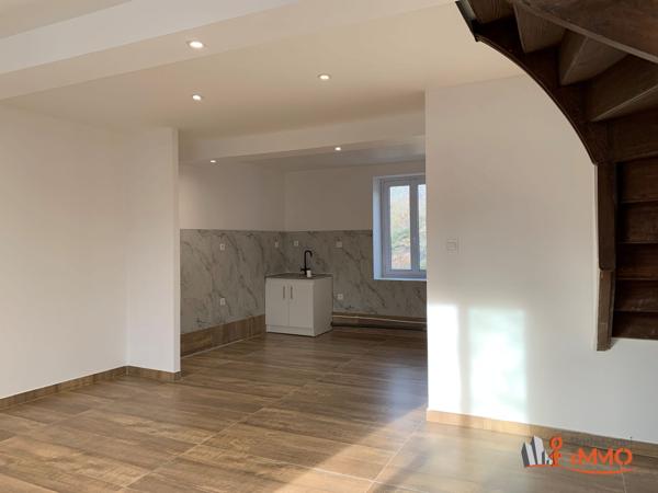 Exclusif - T4 idéalement placé - 64 m2 - 3 chambres - 270 000 €