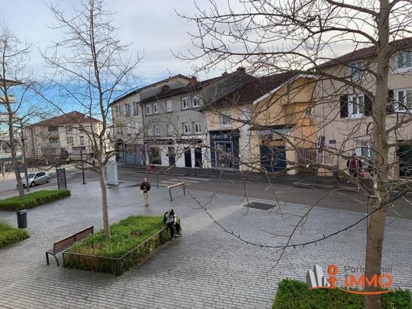 Exclusif - T4 idéalement placé - 64 m2 - 3 chambres - 270 000 €