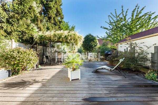 MAISON 166 M² SUR 430 M²