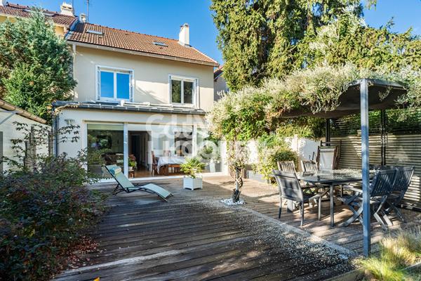 MAISON 166 M² SUR 430 M²