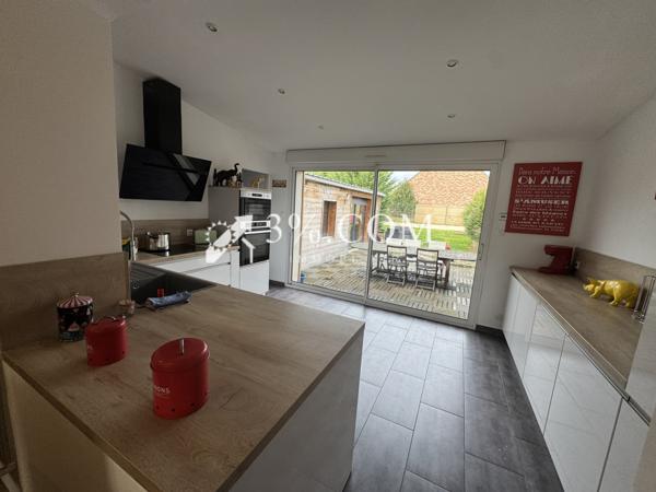 Maison 7 pièce(s) 3 chambre(s) 107 m²