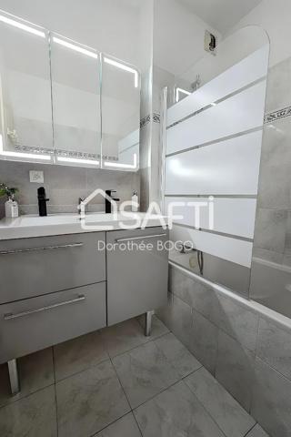 Appartement avec terrasse au centre d'Andernos