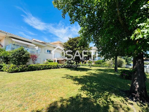 Appartement avec terrasse au centre d'Andernos