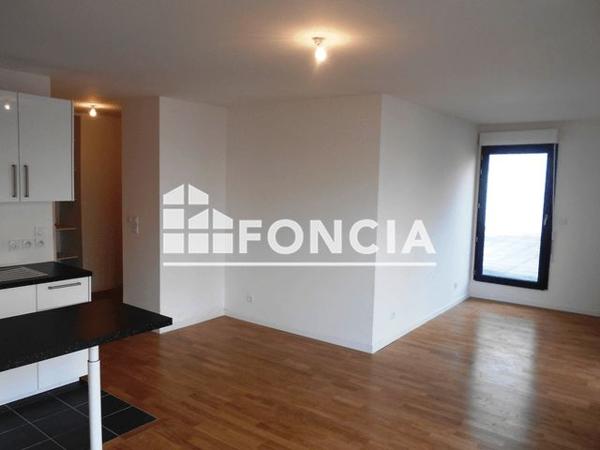 Location Studio 37.1 m² - 35 RUE DE VALMY Montreuil 93100