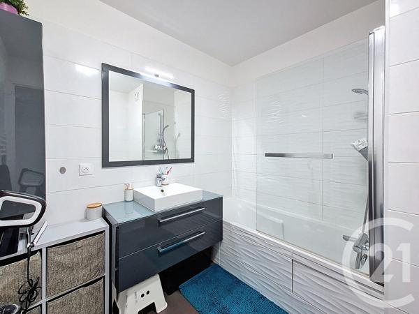 Appartement F5 à vendre  5 pièces - 85,88 m2 RUEIL MALMAISON - 92