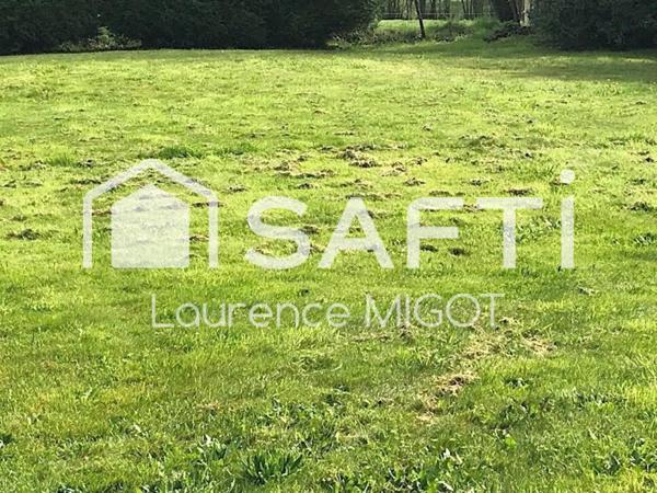 Joli terrain de 522 m². Lusanger
