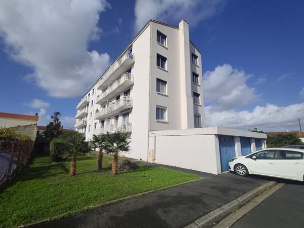Appartement 4 pièces à vendre Rochefort - 17300 / Réf: 3389