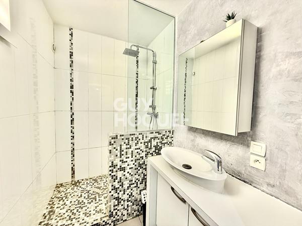 Appartement Aix Les Bains 2 pièces + 1 pièce annexe 62.61 m2