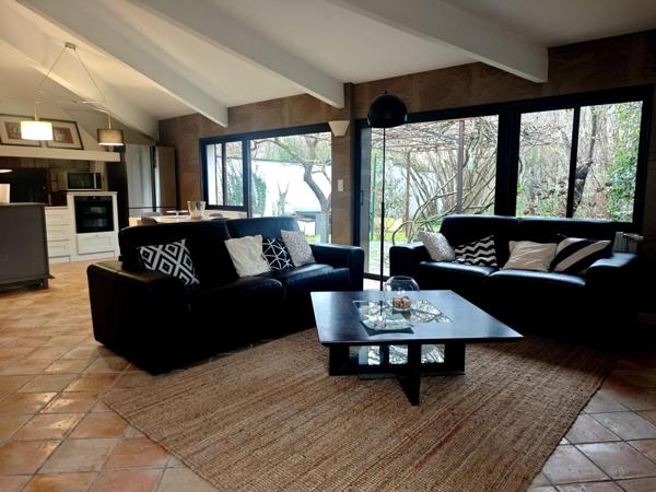 Maison à TOULOUSE, 31200 - 4 pièces 174m²