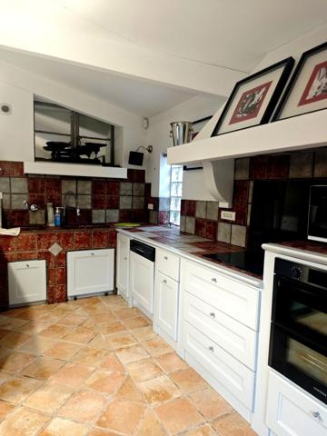 Maison à TOULOUSE, 31200 - 4 pièces 174m²