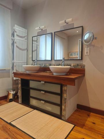 Maison à TOULOUSE, 31200 - 4 pièces 174m²