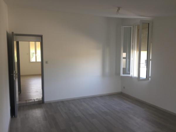 APPARTEMENT PROCHE PARC BOMALE