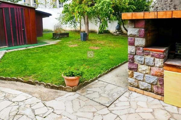 MERIGNAC CHARMANTE MAISON FAMILIALE AVEC JARDIN ET CARPORT