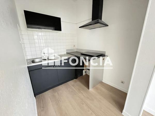 Location Appartement 2 pièces 33.5 m² - Flers 61100