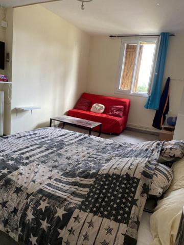 Jolie maison mitoyenne atypique