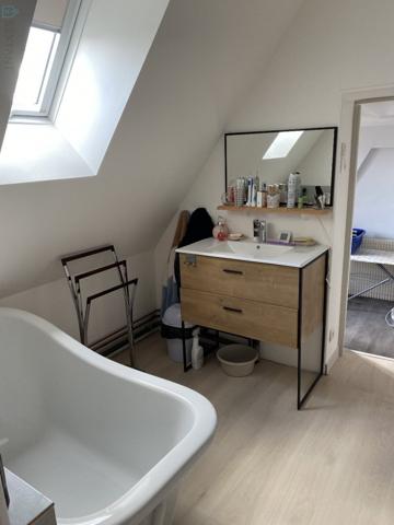 Jolie maison mitoyenne atypique