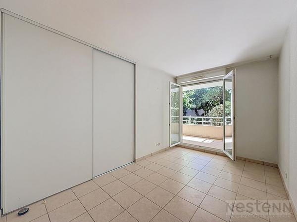 ROSTAGNE ? ANTIBES ? 3 PIÈCES AVEC 28 M² DE TERRASSES, GARAGE ET PARKING
