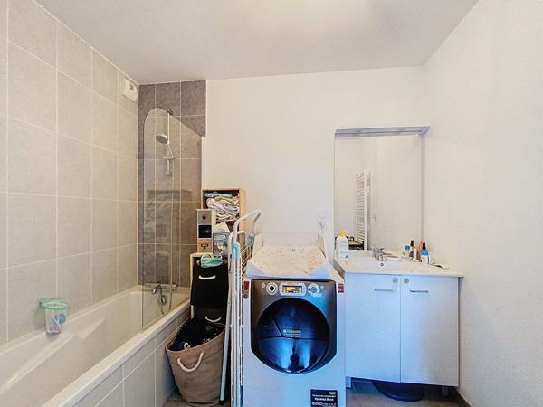 Appartement, dernier etage, bord de loire, ascenseur, nantes sud, 3 chambres, bus, commoditees