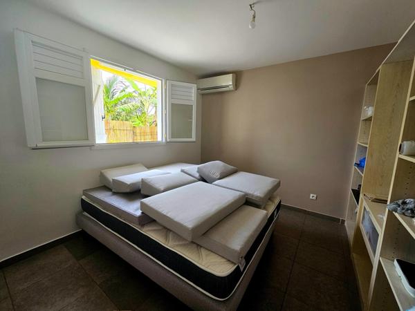 Maison plain-pied piscine Rivière-Salée