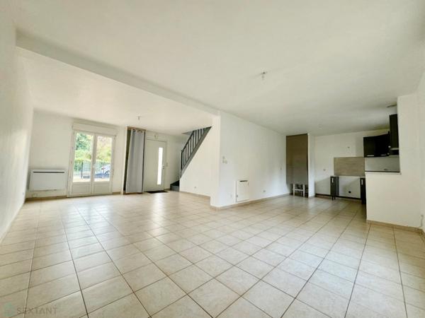 Maison 3 chambres dont 1 au RDC avec jardin