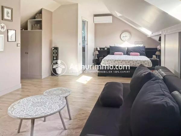 Vente Maison 7 pièces 189 m2 à Saint-Germain-Lès-Corbeil