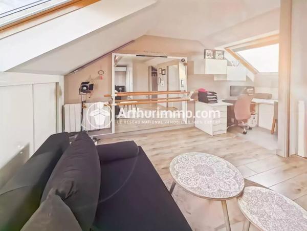 Vente Maison 7 pièces 189 m2 à Saint-Germain-Lès-Corbeil