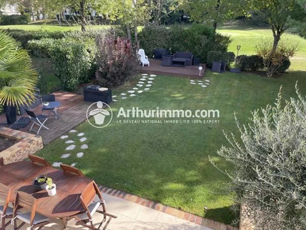 Vente Maison 7 pièces 189 m2 à Saint-Germain-Lès-Corbeil