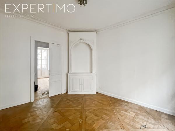 Paris (75008) À LOUER – BUREAUX 100 m²