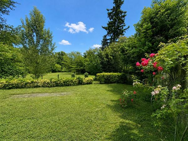 Maison familiale au calme proche centre Léognan