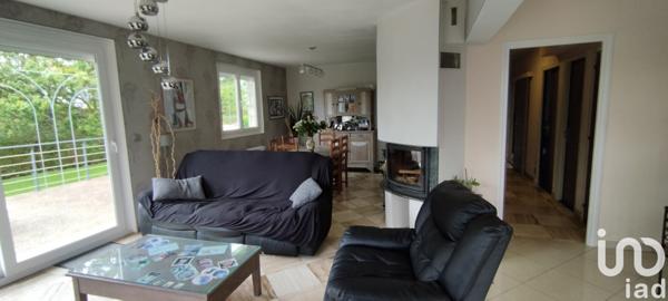 Maison à vendre 6 pièces 145 m² Saint-Jean-du-Cardonnay