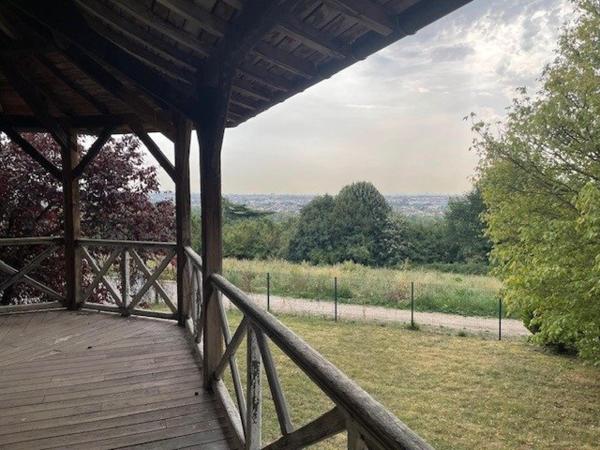 Manoir anglo-normand avec vue sur Paris