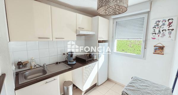 À vendre Appartement 3 pièces 62 m² - Vinassan 11110