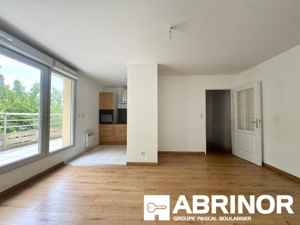 Appartement T3 récent avec balcon et parking – Résidence de standing AMIENS