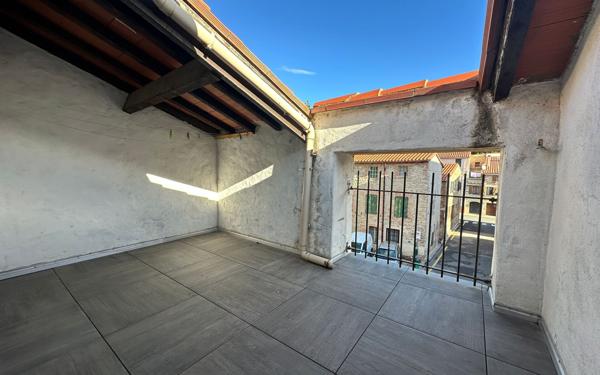 Maison à vendre    5 pièces •  Corneilla-la-Rivière