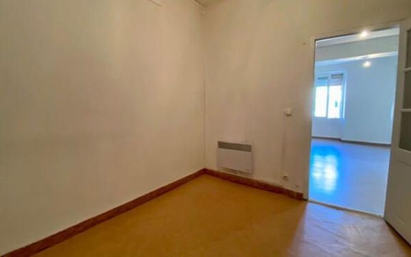 Maison à vendre    5 pièces •  Corneilla-la-Rivière