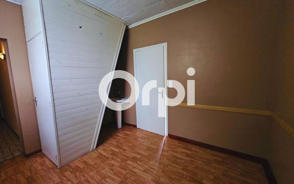 Maison à vendre    2 pièces •  Saint-Gobain