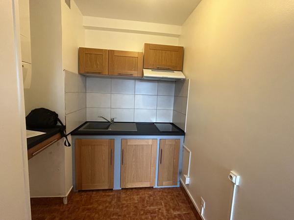 À LOUER - APPARTEMENT - LA FERTE ALAIS